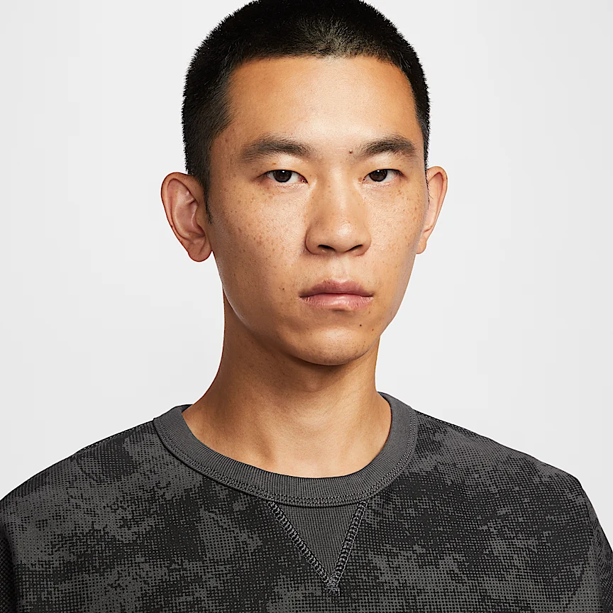 NIKE Soro Swoosh — Men's Fleece Crew - Image 3