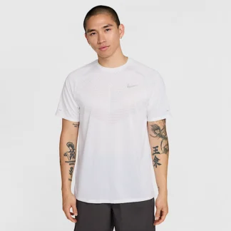NIKE ストライド — メンズ Dri-FIT ADV ショートスリーブ ランニングトップ