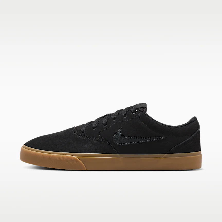 NIKE チャージ スエード — メンズシューズ