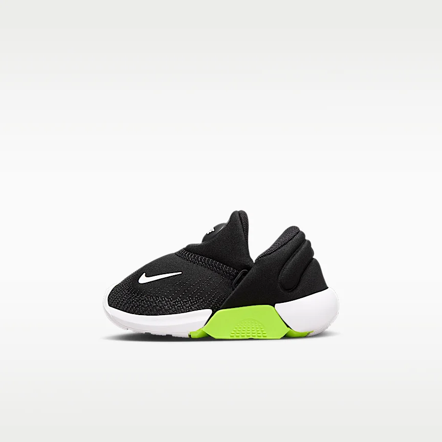 NIKE スウッシュ ゴー — ベビーシューズ