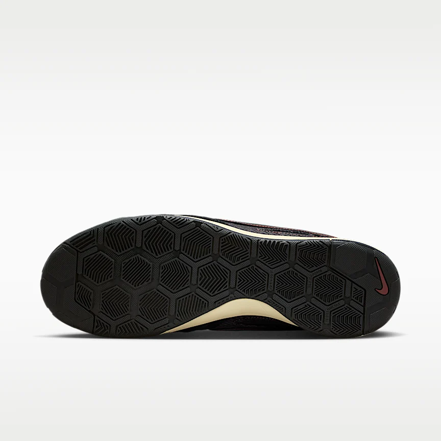 NIKE ガト — メンズシューズ - Image 2