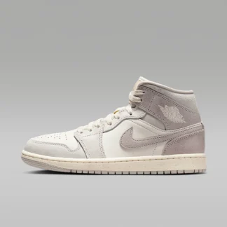 NIKE Air Jordan 1 Mid SE — Women's Shoes