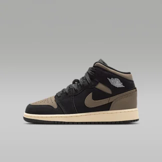 NIKE Air Jordan 1 MID SE — Junior Shoes