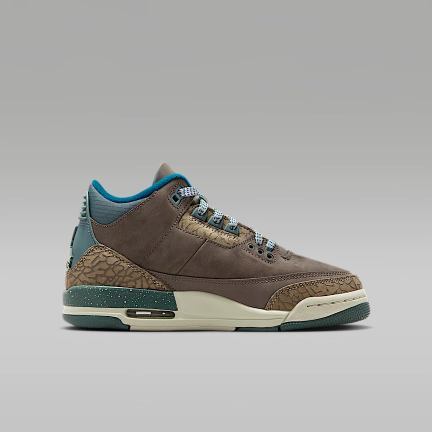 NIKE エア ジョーダン 3 レトロ — ジュニアシューズ - Image 3