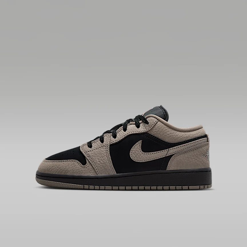NIKE エア ジョーダン 1 LOW SE — ジュニアシューズ