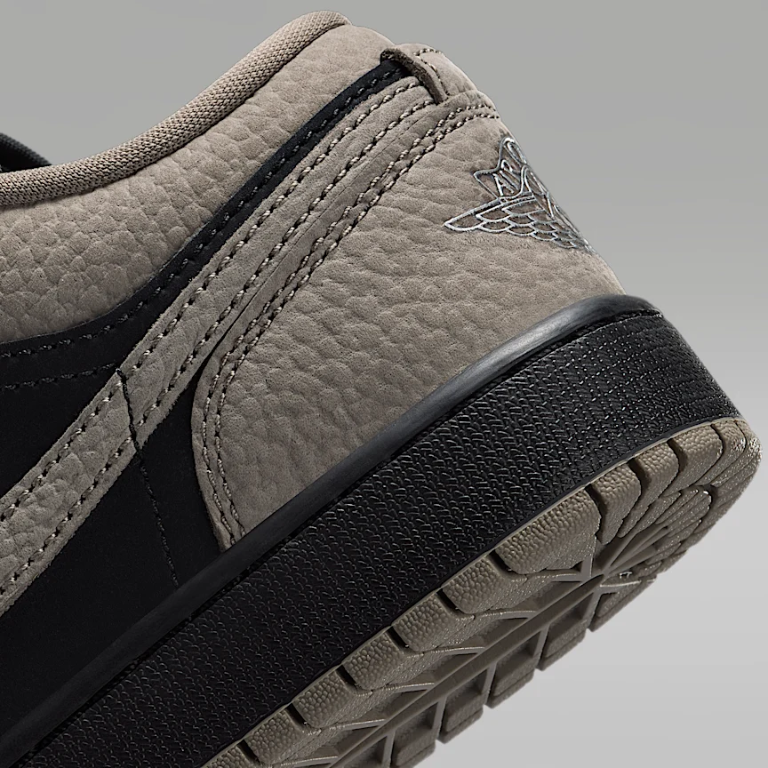 NIKE エア ジョーダン 1 LOW SE — ジュニアシューズ - Image 8