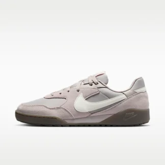 NIKE テラ マンタ スエード — メンズシューズ