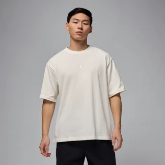 NIKE Jordan Flight Essentials — Men's Oversized T-Shirt