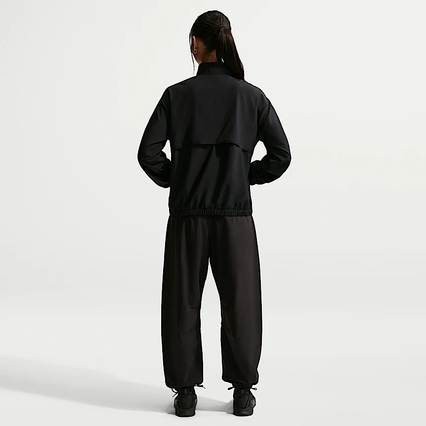 NIKE ワン — ウィメンズ Dri-FIT ウーブン ジャケット - Image 5
