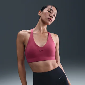 NIKE ユニバーサ — ウィメンズ ミディアムサポート パッディド スポーツブラ