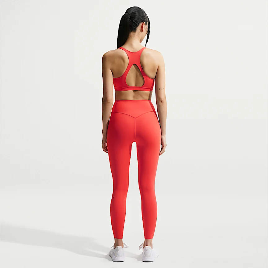 NIKE ユニバーサ — ウィメンズ ミディアムサポート パッディド スポーツブラ - Image 5