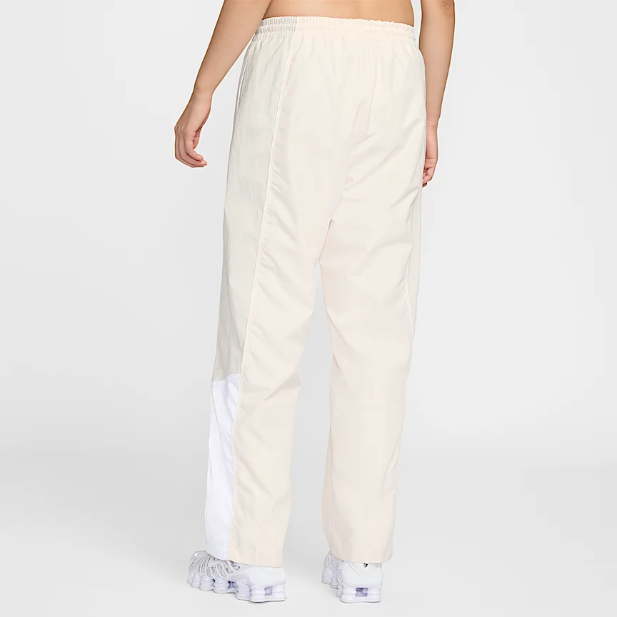 NIKE スポーツウェア — ウィメンズ オーバーサイズド ミッドライズ トラックパンツ - Image 2