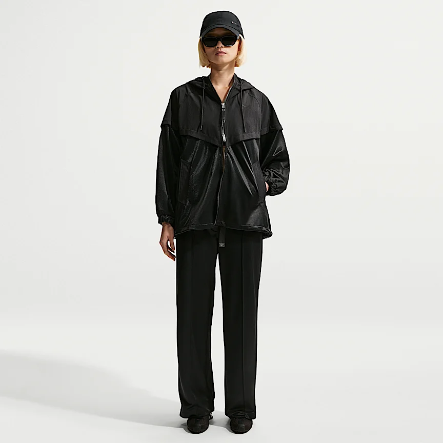 NIKE Sportswear — Women's Oversized Windrunner Jacket - Image 4