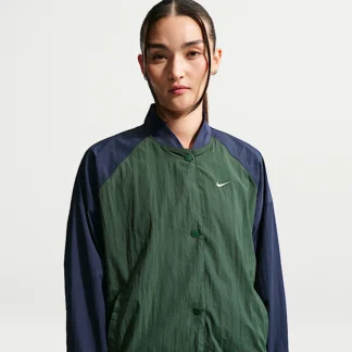 NIKE スポーツウェア — ウィメンズ オーバーサイズド バーシティ ジャケット