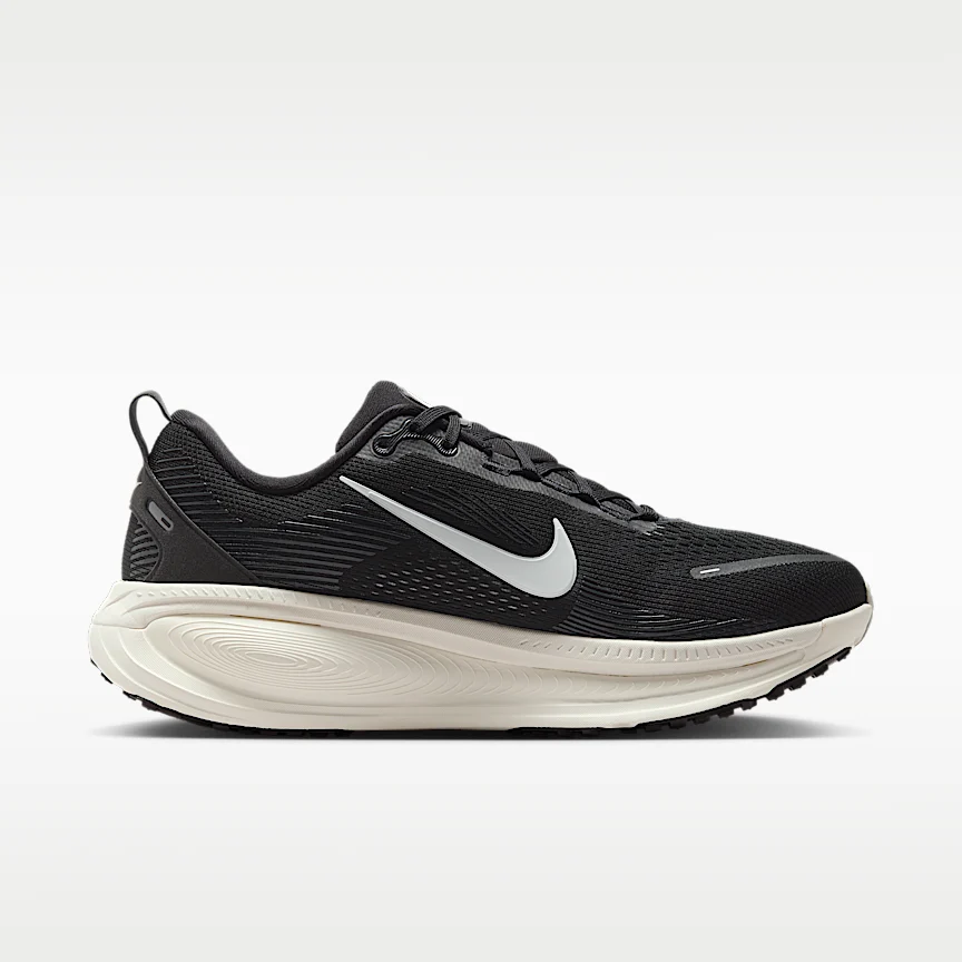 NIKE Vomero 18 — Men's Road Running Shoes (Wide) - Image 3
