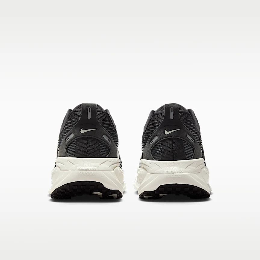 NIKE Vomero 18 — Men's Road Running Shoes (Wide) - Image 6