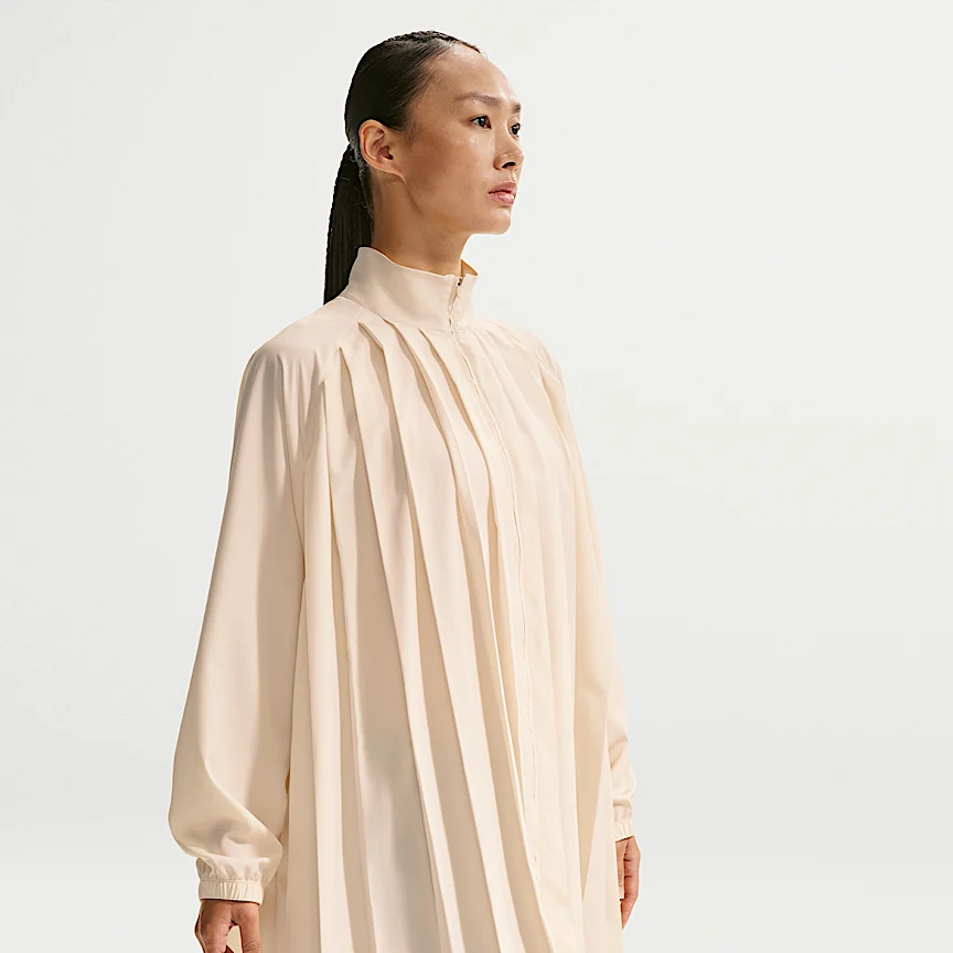 NIKE スポーツウェア — ウィメンズ オーバーサイズド リングスリーブ プリーツ ミニ ドレス