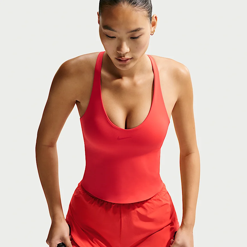 NIKE ユニバーサ — ウィメンズ ミディアムサポート パッディド スポーツブラ タンクトップ - Image 3