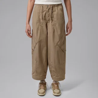 NIKE Jordan Flight Chicago — Women's Parashuto Pants