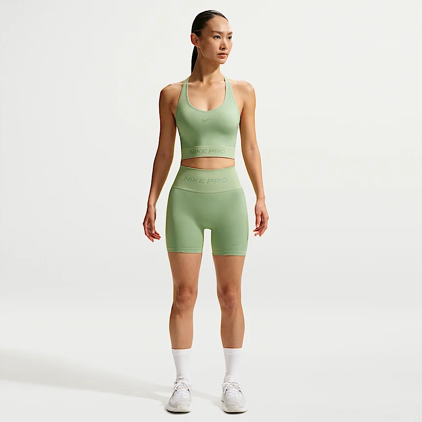 NIKE プロ シームレス — ウィメンズ Dri-FIT ハイウエスト 13cm バイカーショートパンツ