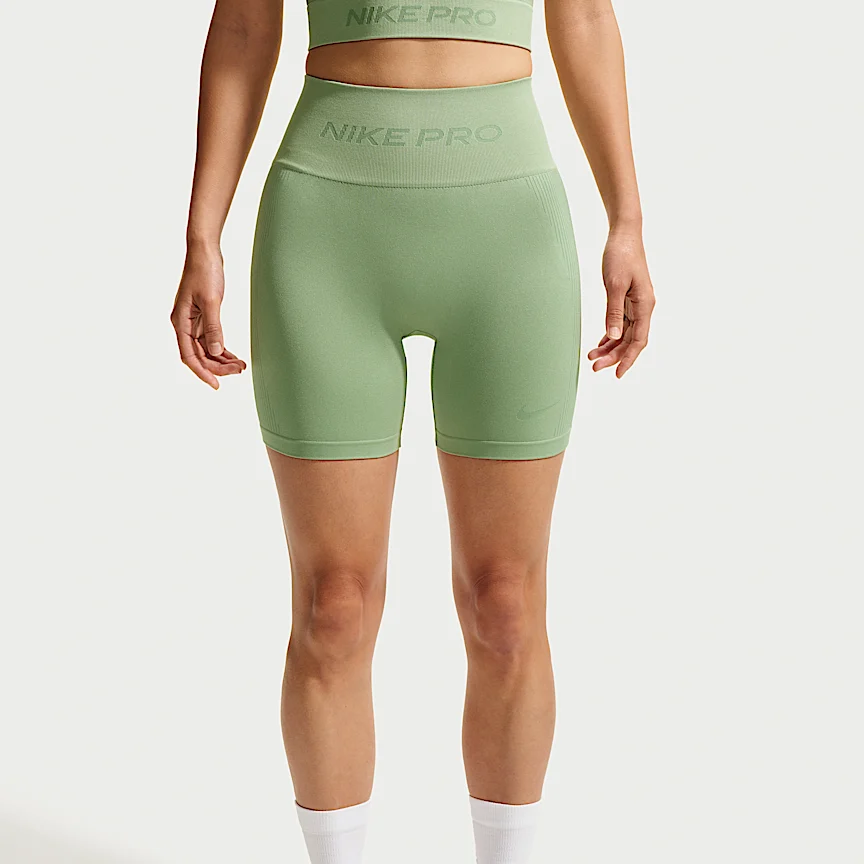 NIKE プロ シームレス — ウィメンズ Dri-FIT ハイウエスト 13cm バイカーショートパンツ - Image 2