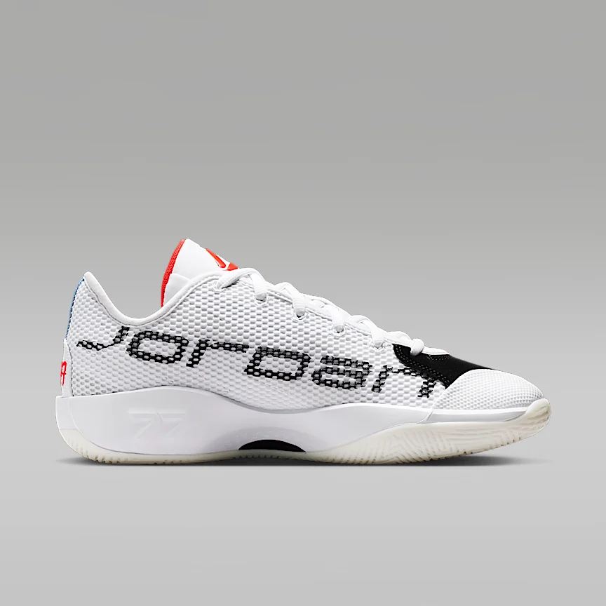 NIKE Luka 77 "Chicago" PF — Basketball Shoes - Image 3