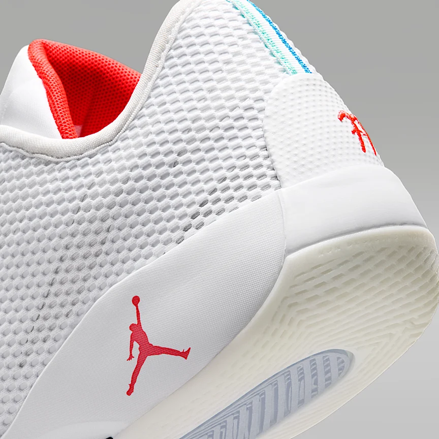 NIKE Luka 77 "Chicago" PF — Basketball Shoes - Image 8