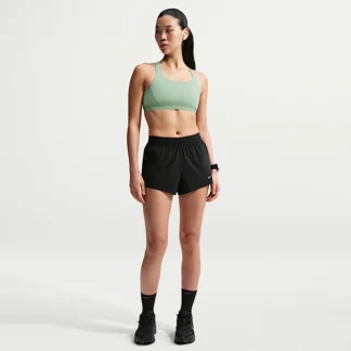 NIKE スウィフト ブリーズ — ウィメンズ Dri-FIT ミッドライズ 6cm ランニングショートパンツ (インナー付き)