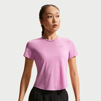 NIKE スウィフト ブリーズ — ウィメンズ Dri-FIT ショートスリーブ ランニングトップ