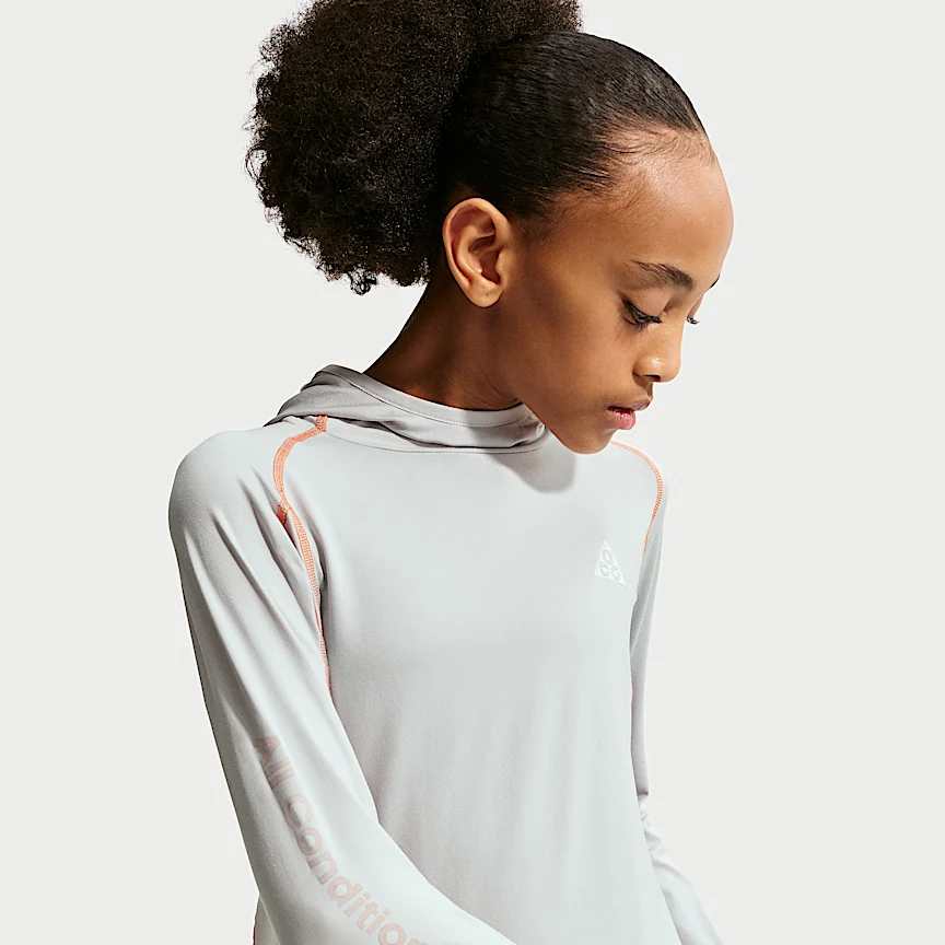 NIKE ACG — Big Kids' UV Long-Sleeve Top - Image 2