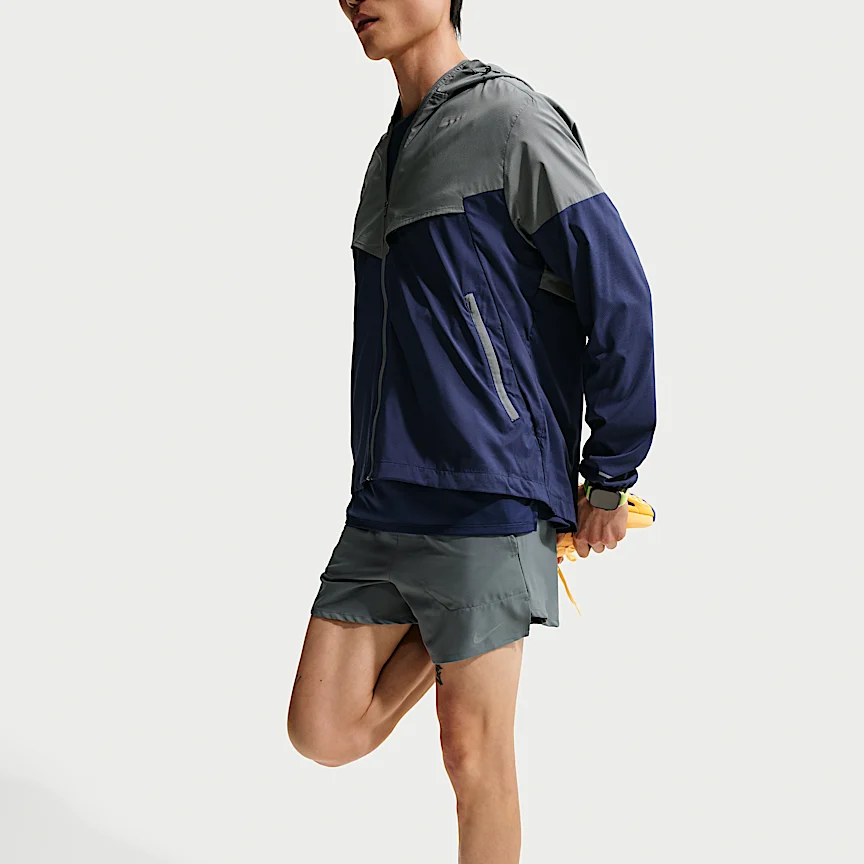 NIKE ストライド — メンズ Dri-FIT 13cm ランニングショートパンツ (インナー付き) - Image 4