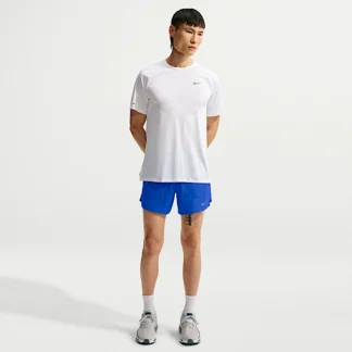 NIKE ストライド — メンズ Dri-FIT 13cm ランニングショートパンツ (インナー付き)