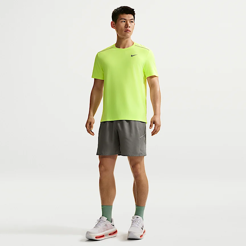 NIKE マイラー — メンズ Dri-FIT 18cm ランニングショートパンツ