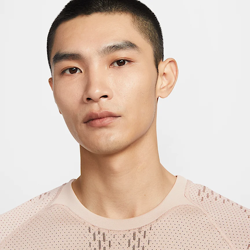 NIKE ストライド — メンズ Dri-FIT ADV ショートスリーブ ランニングトップ - Image 3