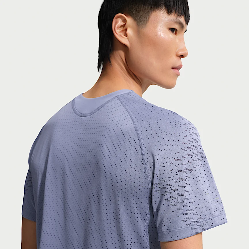 NIKE ストライド — メンズ Dri-FIT ADV ショートスリーブ ランニングトップ - Image 2
