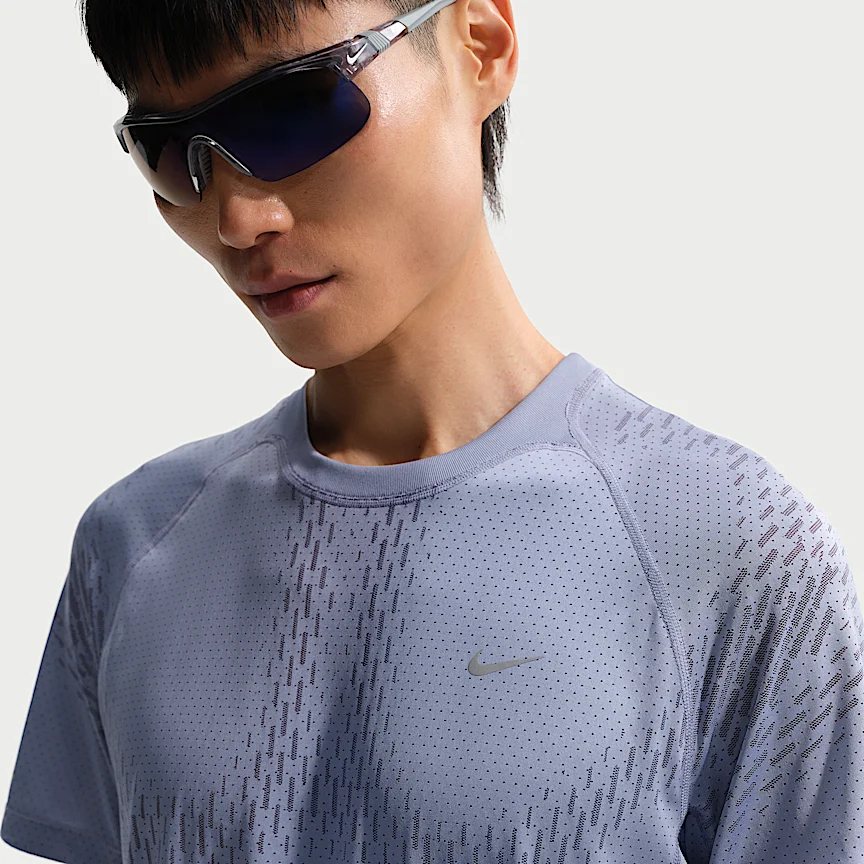 NIKE ストライド — メンズ Dri-FIT ADV ショートスリーブ ランニングトップ - Image 3