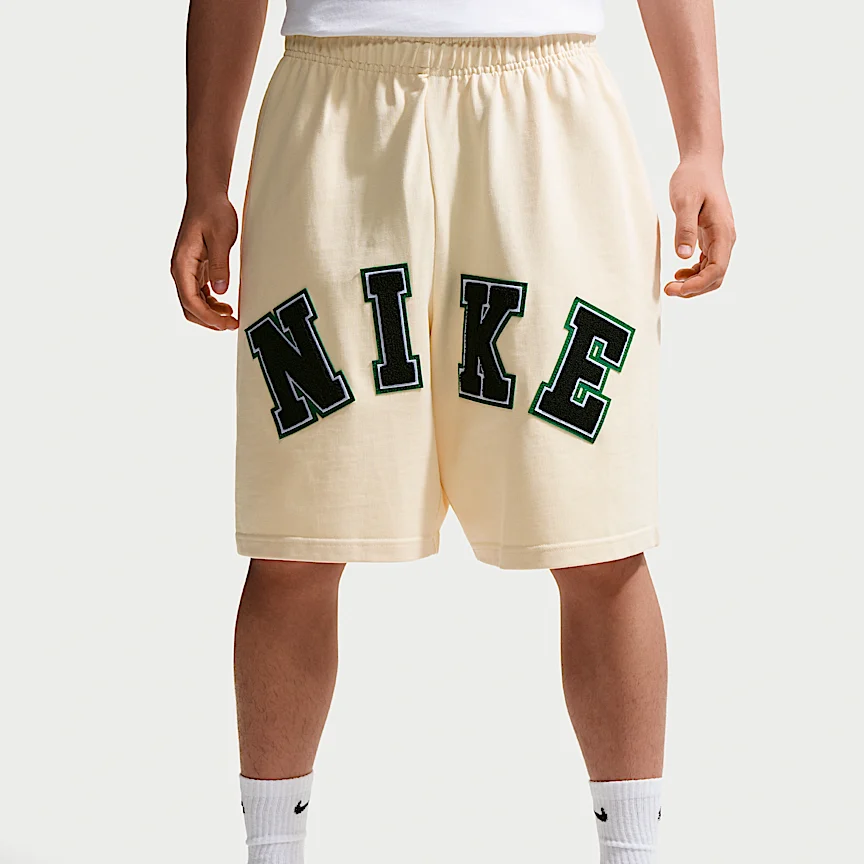 NIKE Life — メンズ ミッドウェイト ショートパンツ - Image 2