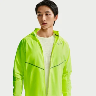 NIKE マイラー — メンズ レペル UVプロテクション ランニングジャケット