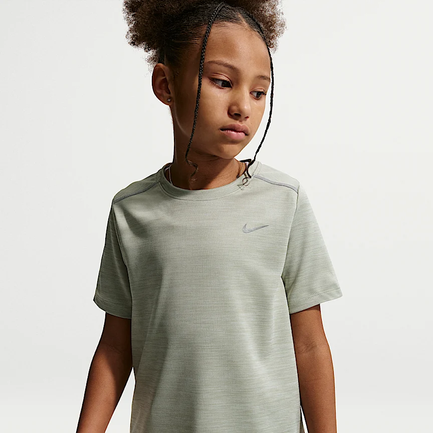 NIKE マイラー — ジュニア Dri-FIT ショートスリーブ トップ