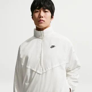 NIKE ウィンドランナー — メンズ ライトウェイト ハーフジップ ジャケット