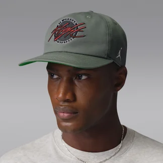 NIKE ジョーダン フライト プロ — アンストラクチャード フラット ビル キャップ