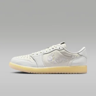 NIKE エア ジョーダン 1 レトロ LOW OG — メンズシューズ