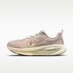 NIKE Vomero 18 SE — Women's Road Running Shoes