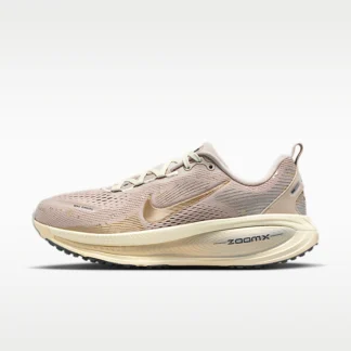 NIKE Vomero 18 SE — Women's Road Running Shoes