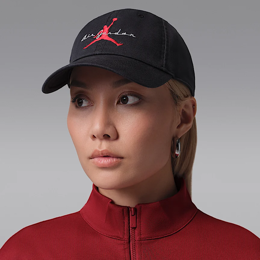 NIKE ジョーダン クラブ キャップ — アンストラクチャード アジャスタブル キャップ