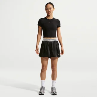 NIKE スポーツウェア — ウィメンズ ルーズ ミッドライズ サテンショートパンツ