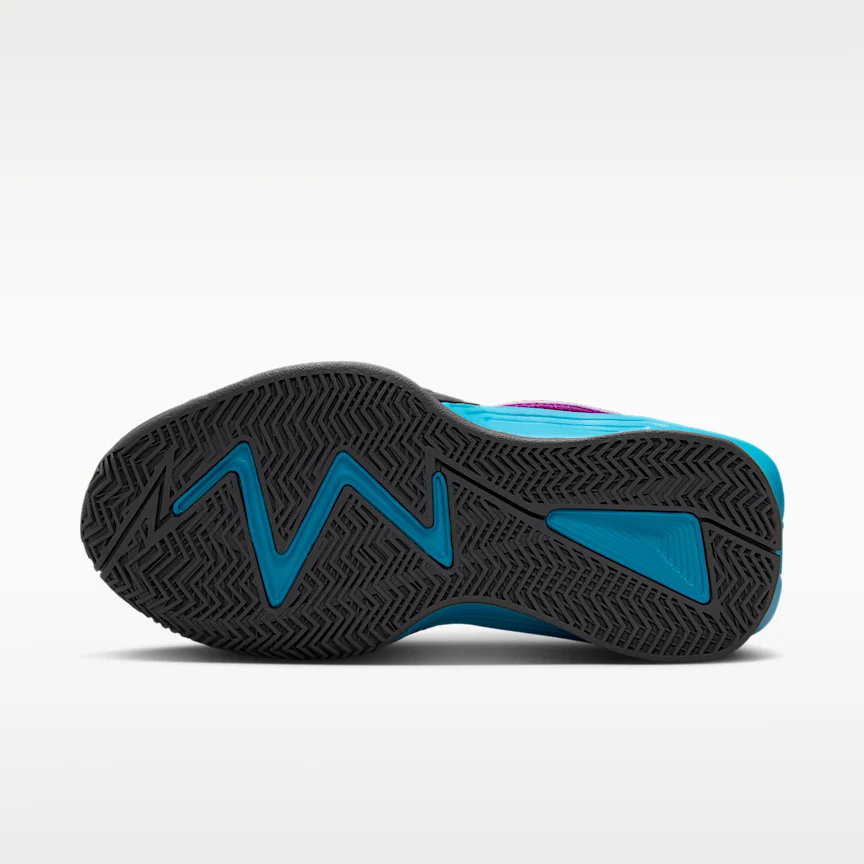 NIKE S.T. Dynamite — Little Kids' Basketball Shoe - Image 2