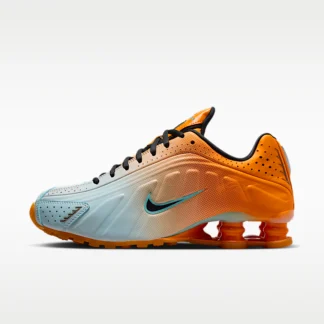 NIKE ショックス R4 — ウィメンズシューズ