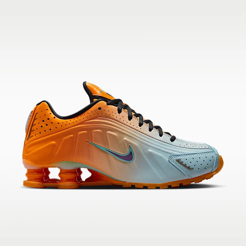 NIKE ショックス R4 — ウィメンズシューズ - Image 3