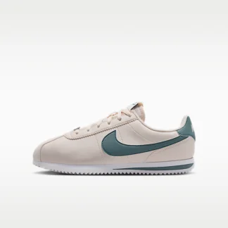 NIKE コルテッツ — ジュニアシューズ